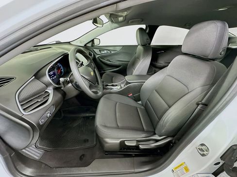 Used 2023 Chevrolet Malibu LS FWD image 20