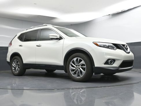 Used 2015 Nissan Rogue SL FWD image 24