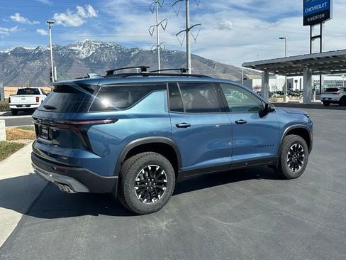 New 2026 Chevrolet Traverse Z71 w/ LPO, Floor Liner Package AWD/4WD image 24