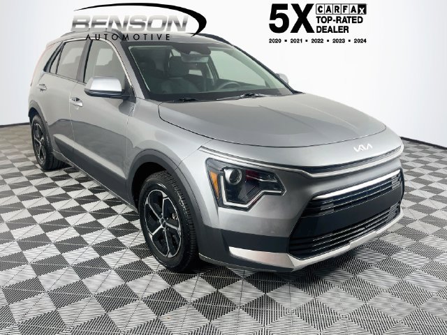 Used 2025 Kia Niro LX FWD image 1