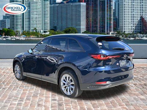 Used 2026 MAZDA CX-90 Plug-In Hybrid w/ Preferred AWD/4WD image 4
