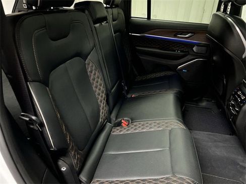 Used 2022 Jeep Grand Cherokee Summit image 28