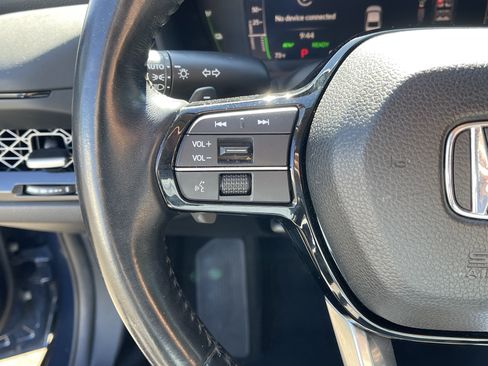 Used 2023 Honda Accord Touring image 21