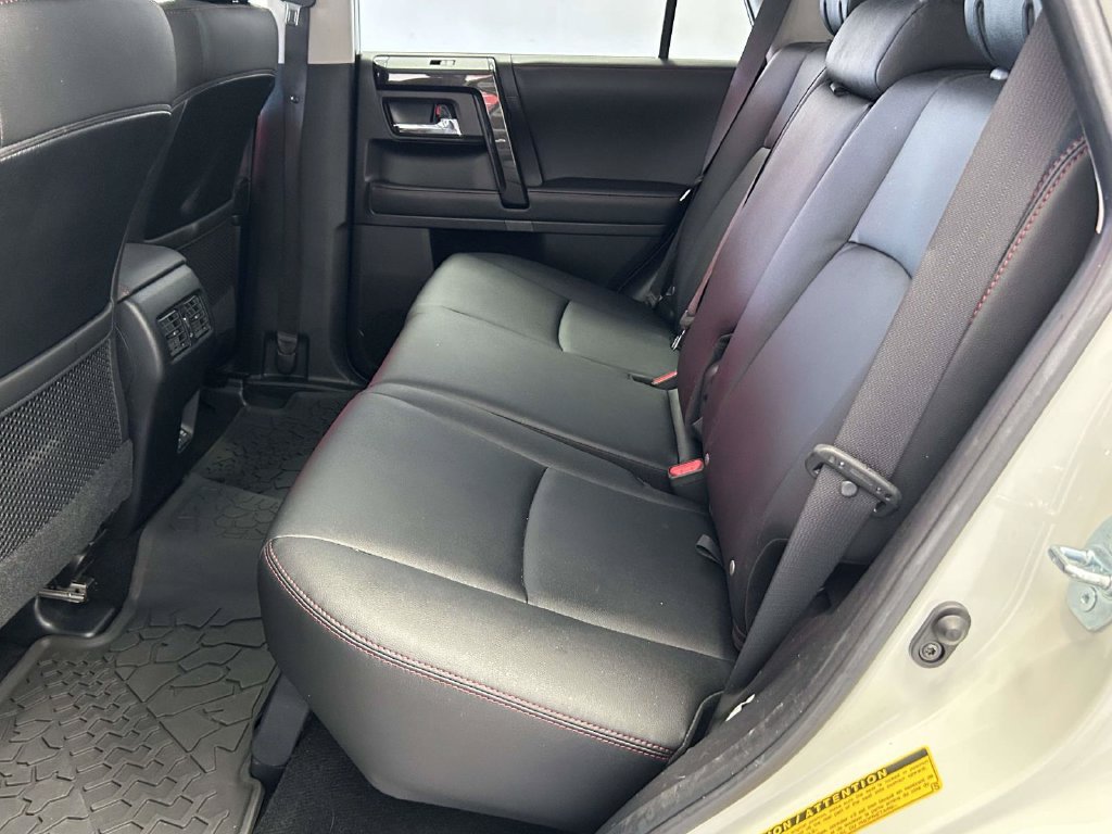 Used 2021 Toyota 4Runner Venture w/ Moonroof Package AWD/4WD image 15