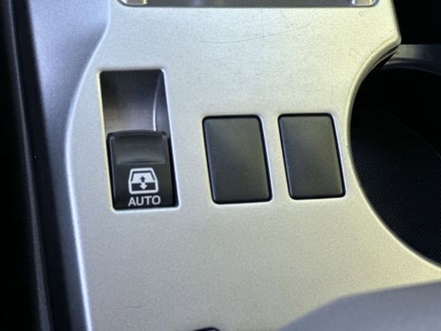 Used 2011 Toyota 4Runner SR5 AWD/4WD image 56