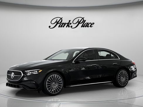 Used 2026 Mercedes-Benz E 350 Sedan image 2