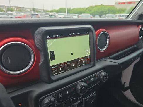 Used 2019 Jeep Wrangler Unlimited Rubicon AWD/4WD image 29