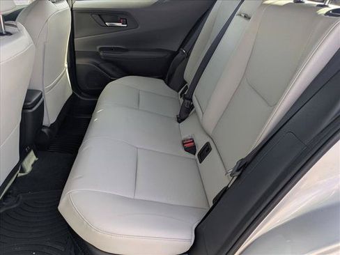 Used 2024 Toyota Prius XLE FWD image 17