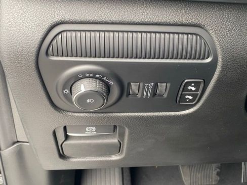 New 2024 Jeep Grand Wagoneer Series I w/ HD Trailer Tow Package image 28