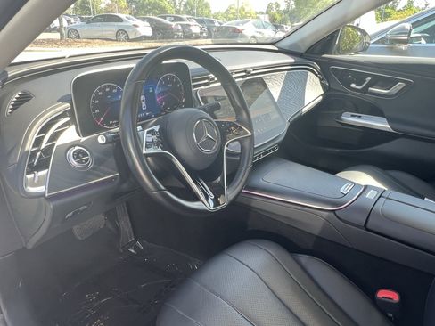 Certified 2025 Mercedes-Benz E 350 4MATIC Sedan image 17