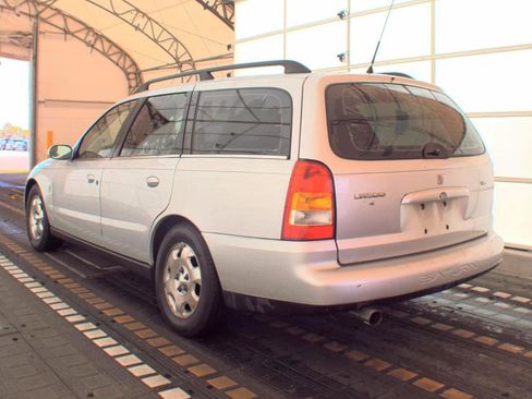 Used 2002 Saturn L-Series LW300 w/ Premium Pkg image 2