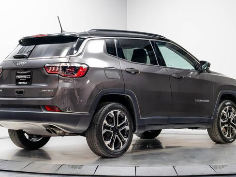 Used 2022 Jeep Compass Limited AWD/4WD image 14