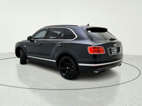 Used 2017 Bentley Bentayga AWD/4WD image 12