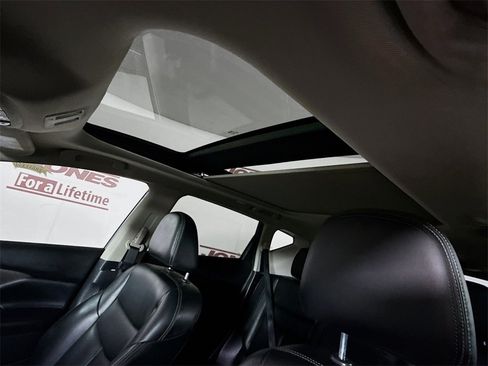 Used 2021 Nissan Murano SV w/ SV Special Edition Package image 11