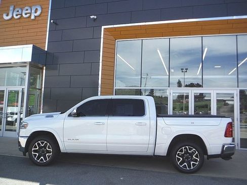 Used 2025 RAM 1500 Limited w/ Bed Utility Group AWD/4WD image 2