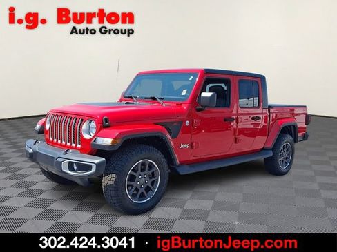 Used 2021 Jeep Gladiator Overland w/ Popular Equipment Package AWD/4WD image 3