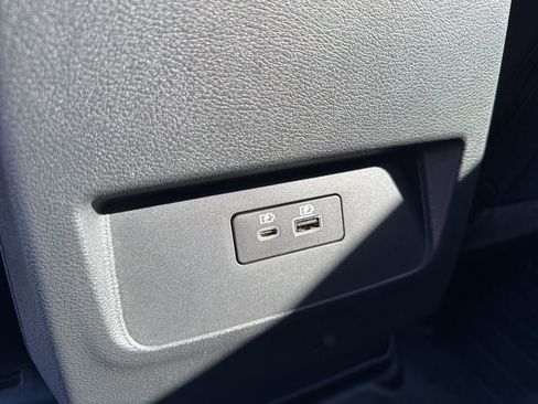 Used 2025 Nissan Frontier PRO-4X image 19