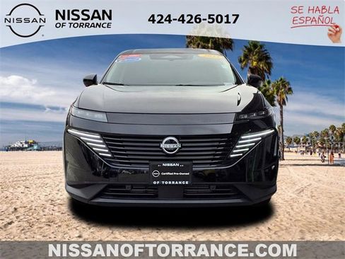 Certified 2025 Nissan Murano SV image 2