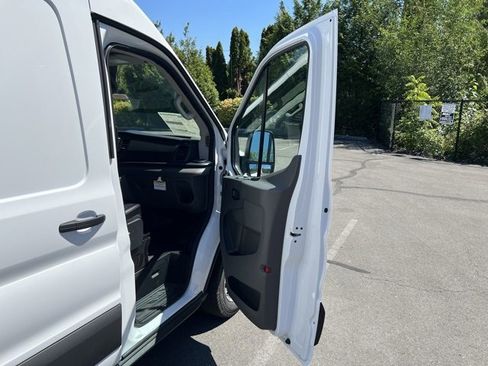 New 2025 Ford Transit 250 148 Medium Roof w/ Load Area Protection Package image 23