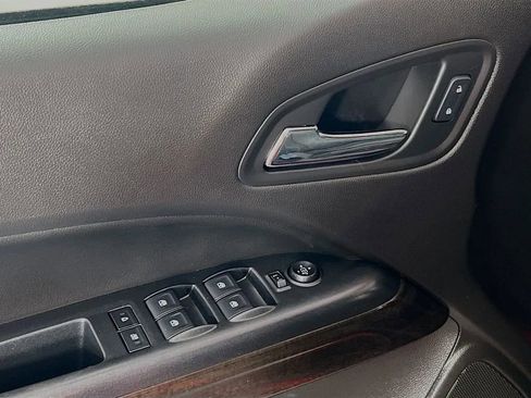 Used 2016 GMC Canyon SLE image 18