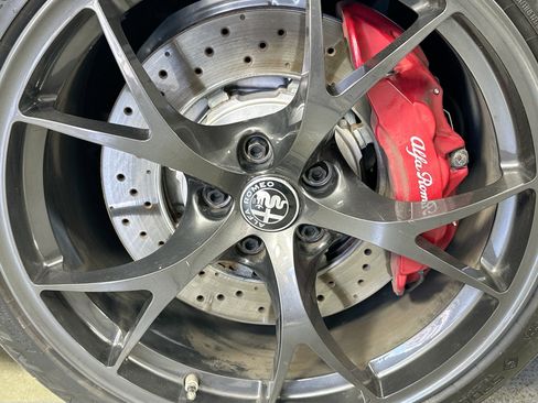 Used 2020 Alfa Romeo Giulia Quadrifoglio w/ Nero Edizione RWD image 30