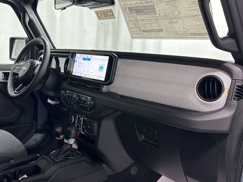 New 2025 Jeep Wrangler Unlimited Sport image 19