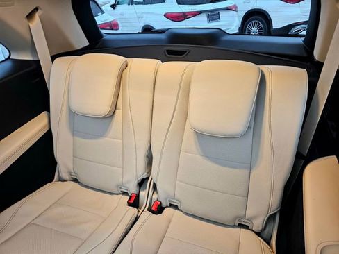 Certified 2023 Mercedes-Benz GLS 450 4MATIC image 25