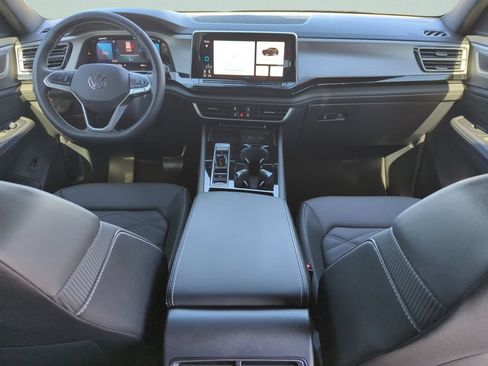 New 2025 Volkswagen Atlas Cross Sport SE AWD/4WD image 25