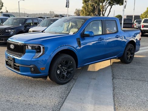 New 2026 Ford Maverick Lobo AWD/4WD image 3