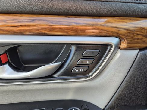 Used 2020 Honda CR-V Touring image 25