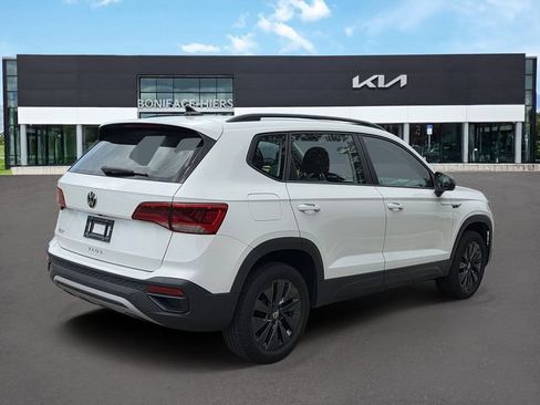 Used 2024 Volkswagen Taos S FWD image 4