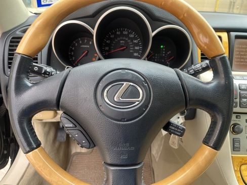 Used 2002 Lexus SC 430 Convertible image 9