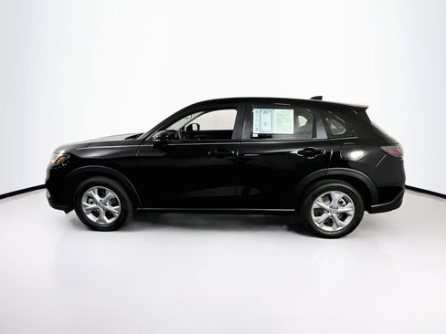 Used 2025 Honda HR-V LX image 8