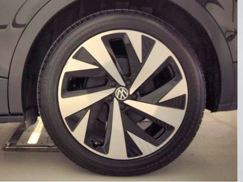 Used 2022 Volkswagen ID.4 Pro S w/ Gradient Package RWD image 22