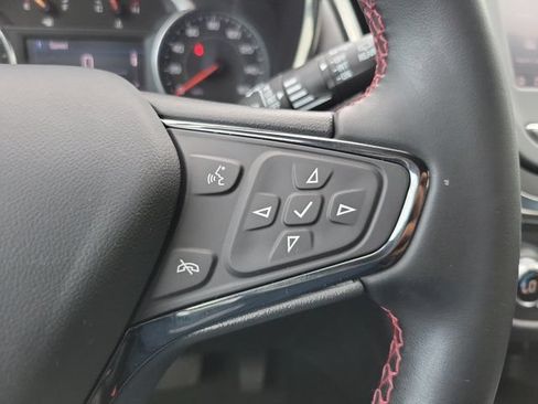 Used 2024 Chevrolet Equinox RS FWD image 23