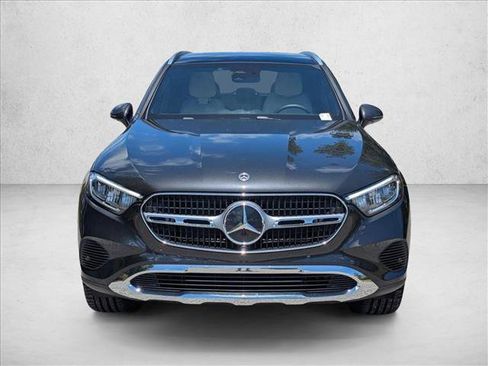 Certified 2026 Mercedes-Benz GLC 300 image 2