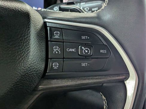 Used 2024 Jeep Grand Cherokee Limited 4xe image 28