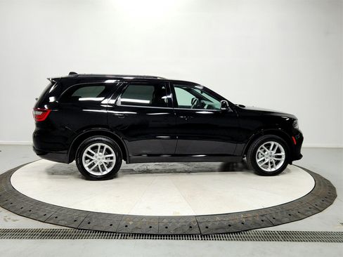 Used 2023 Dodge Durango GT image 8