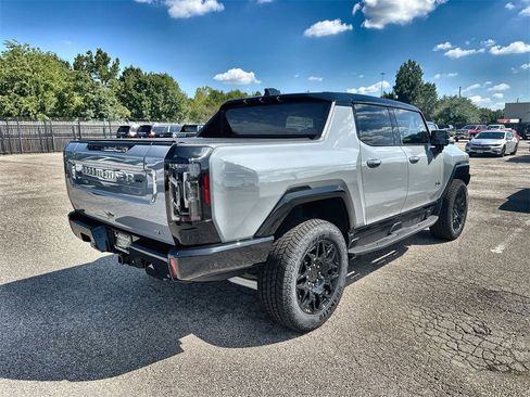 New 2026 GMC Hummer EV 2X image 11