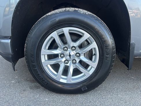 Used 2022 Chevrolet Silverado 1500 RST image 40