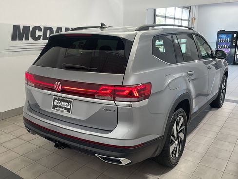 New 2026 Volkswagen Atlas SE image 4