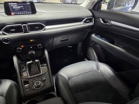 Used 2017 MAZDA CX-5 Touring image 17