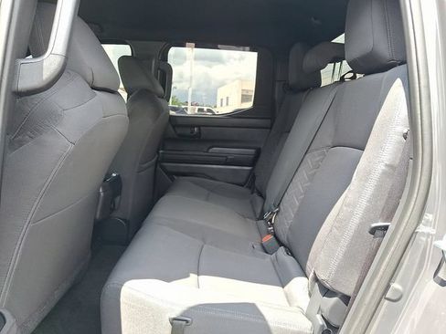 Used 2025 Toyota Tacoma SR5 AWD/4WD image 10