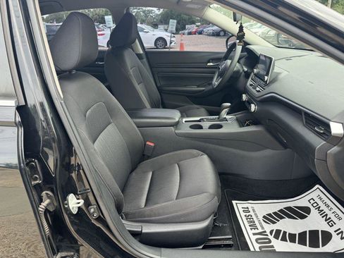 Used 2020 Nissan Altima 2.5 S FWD image 13