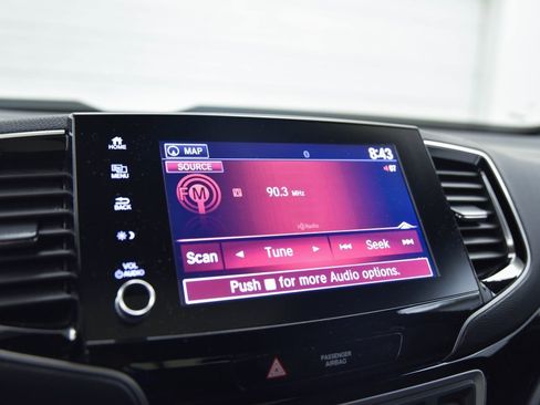 Used 2022 Honda Ridgeline Black Edition image 18