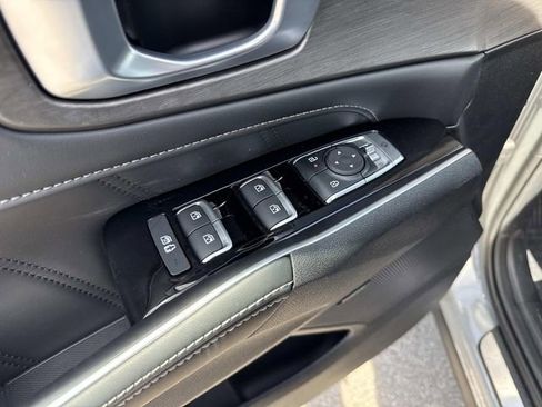 New 2026 Kia Sorento SX image 12