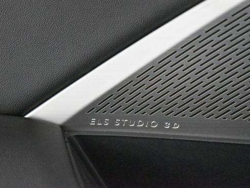 Used 2024 Acura MDX A-Spec image 8