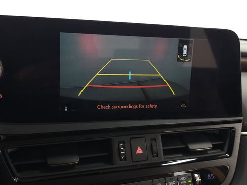 Used 2023 Lexus ES 350 image 24