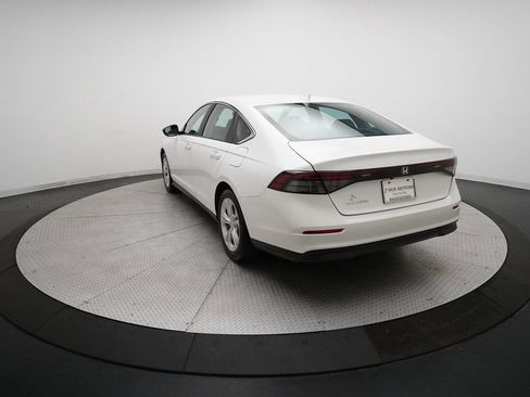Used 2023 Honda Accord LX image 33