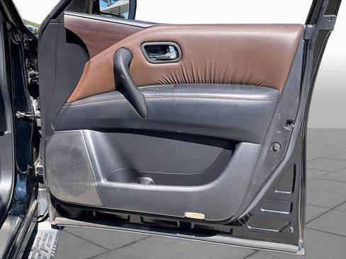 Used 2019 Nissan Armada Platinum w/ Captain's Chairs Package AWD/4WD image 22